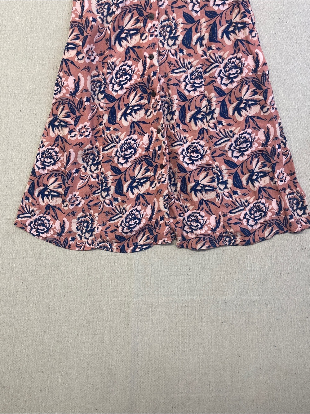 GAP Pink Floral Button Front Dress Pockets Rayon Boho Cottagecore Size 4 - Picture 8 of 16